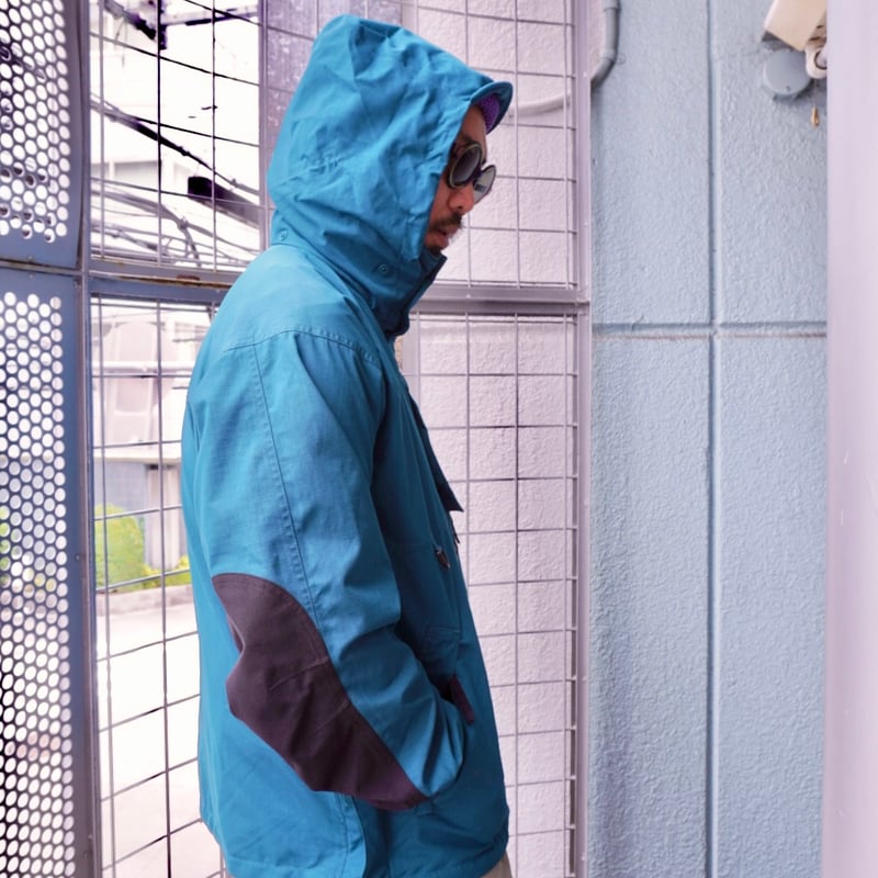 90s mont-bell オーバルロゴ ホットスタイル アノラックパーカー 90s mont-bell オーバルロゴ ホットスタイル アノラックパーカー