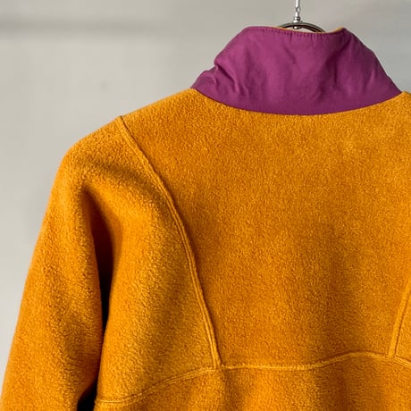 old mont-bell  fleece P/O