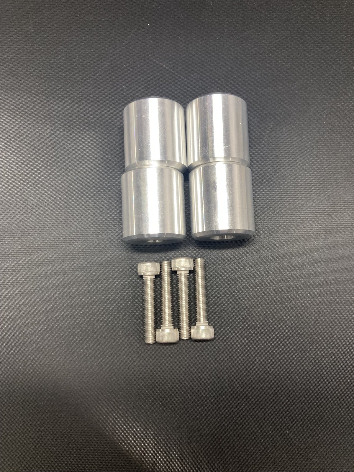 2個セット】イレクターパイプ設置用アタッチメント【M6ビス】 | 積