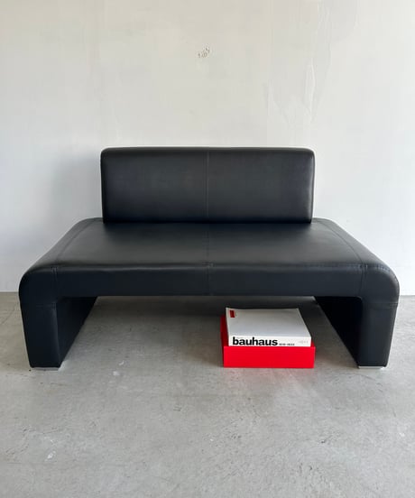 Armless BLK Leather Sofa