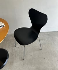 Seven Chair