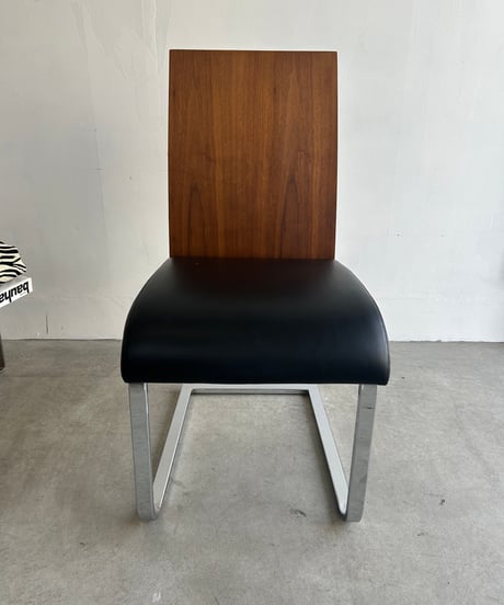 Cantilever Chair