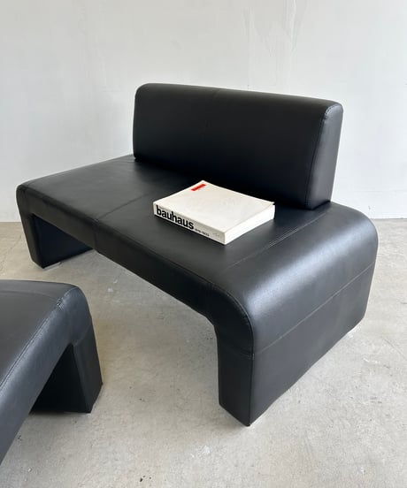 Armless BLK Leather Sofa
