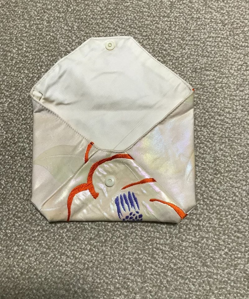 袋帯リメイク 蓋つきポシェットホワイト 【公式通販】