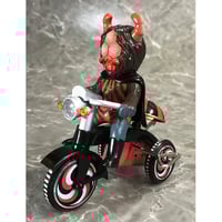 仮面ライダー EX三輪車 　ショッカー戦闘員 　Bタイプ Amazon.co.jp: アート・ストーム EX三輪車 ショッカー戦闘員 B
