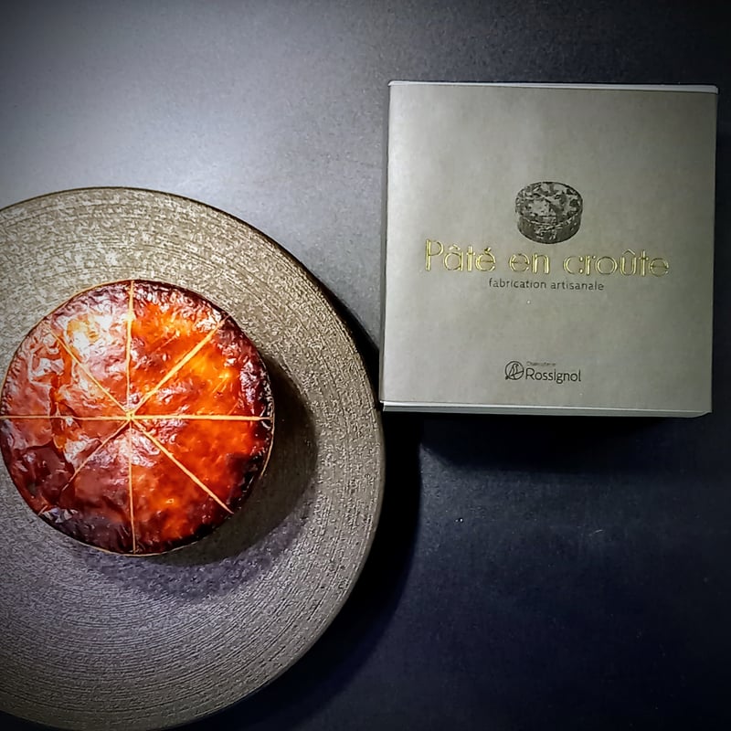 パテアンクルート（オマール 鶏 フォアグラ） | Charcuterie Rossignol