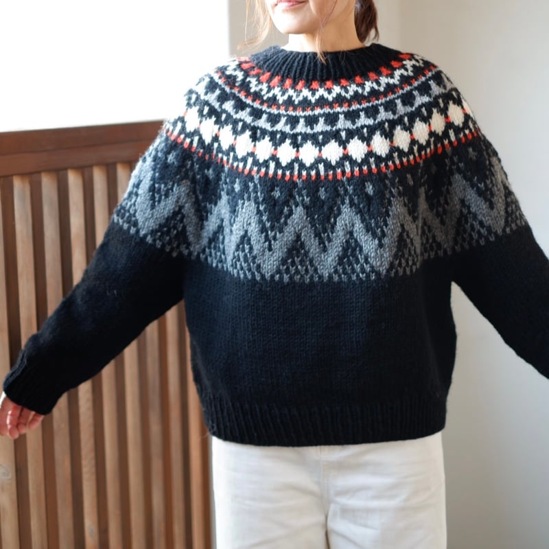 ◇新品、未使用◇ルーセント ジグザグダークブルー×ダークグレー DARUMA ジグザグヨーク模様のプルオーバーキット（糸＋書籍