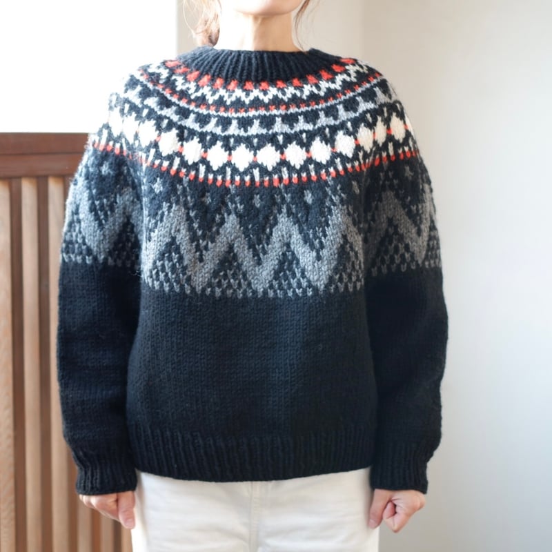 DARUMA ジグザグヨーク模様のプルオーバーキット（糸のみ・レシピなし