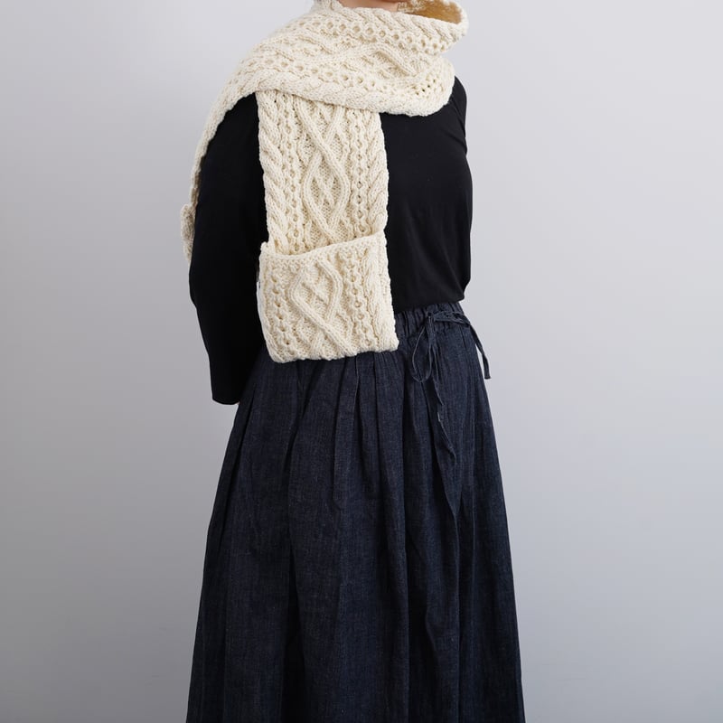 DARUMA ケーブル模様のポケットマフラーキット | ニットショップまつや