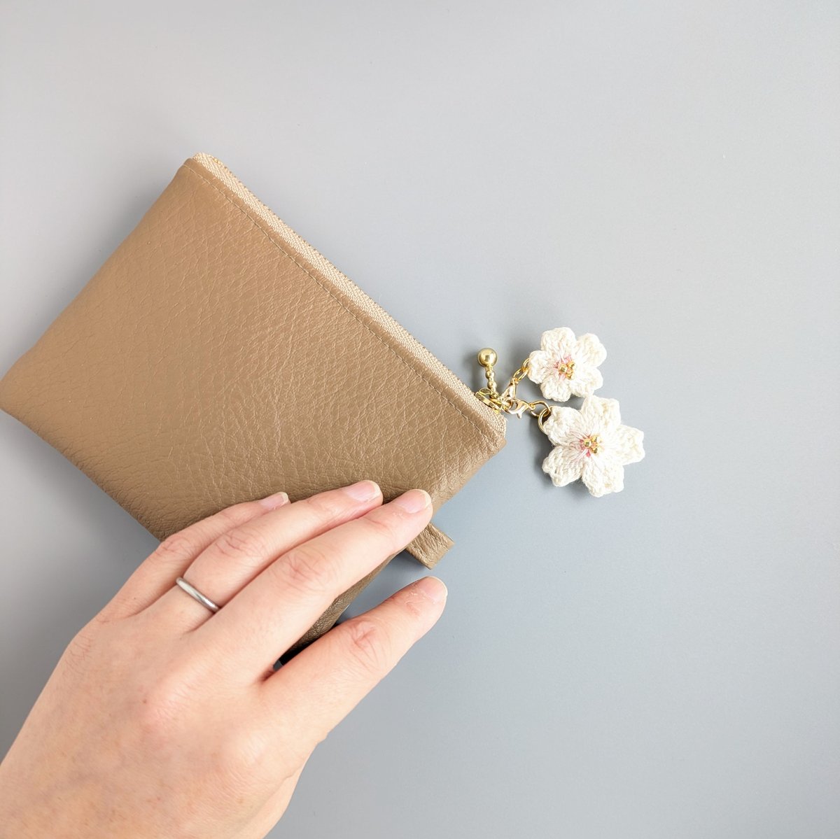 ぷっくりお花のファスナーチャーム♡ハンドメイド　5 ぷっくりお花のカラフルバッグチャーム バッグチャーム Te