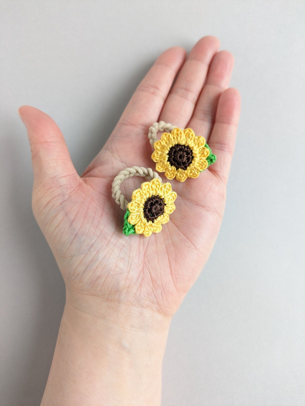 ひまわりのベビーヘアゴム | yukotto's STORE