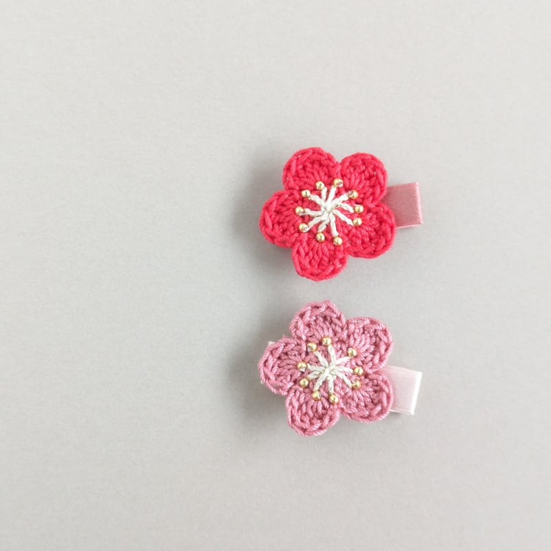 ぷっくり2連花 ベビーヘアクリップ ヘアピン クリップ 花 いちご花 梅の花一輪 ベビーヘアクリップ 全2色 | yukotto's STORE