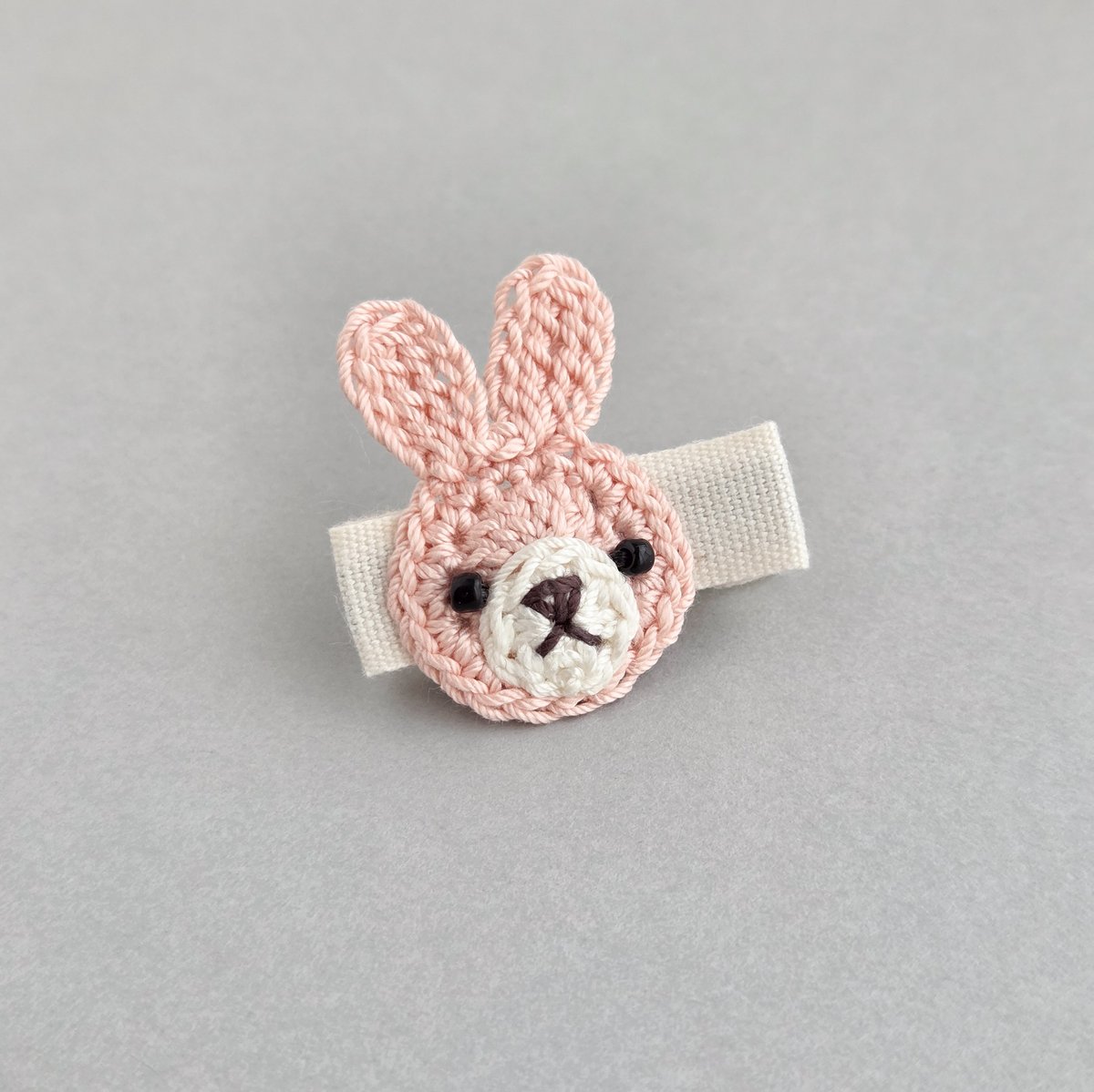 うさぎのベビーヘアクリップ | yukotto's STORE