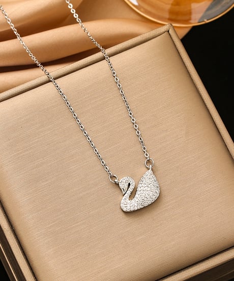 バレエ白鳥ネックレス
