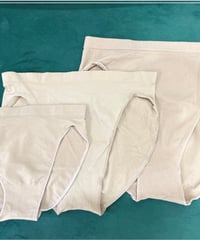 バレエショーツ（丸編み）