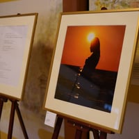 【いのち展】夕陽と海と母子　Size:60cm×60cm