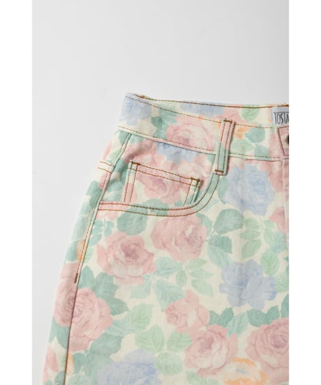 Relaxed denim half pants / floral