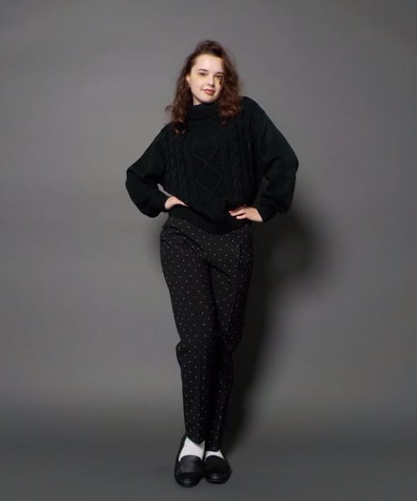 Cable sweater / black