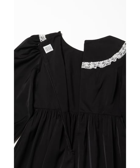 Frill dress / black