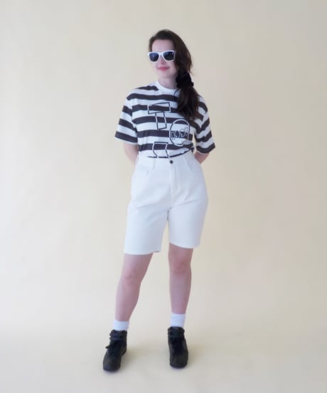Square sunglasses / white