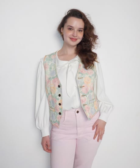 ITEM | Tostalgic Clothing