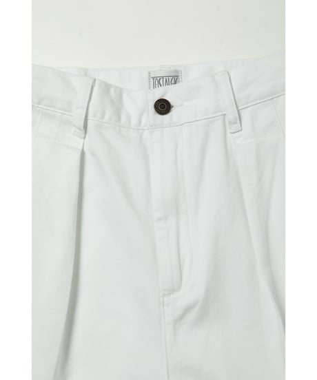 Color half pants / white