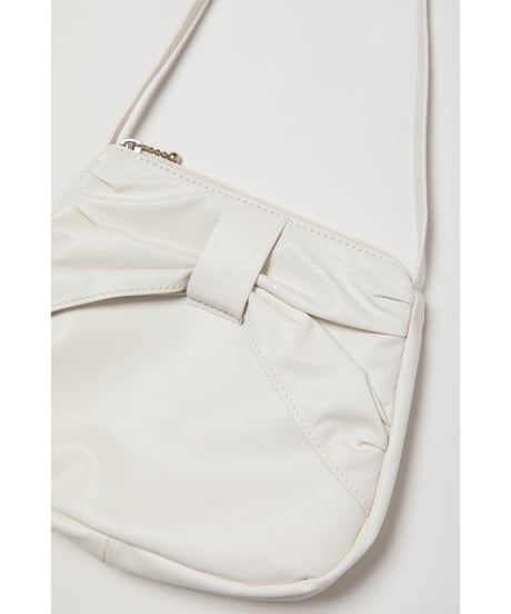 Ribbon leather shoulder bag / white