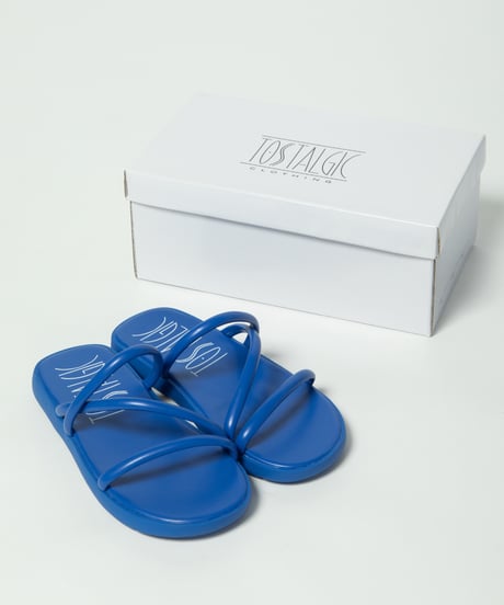 Flip flops / purple blue