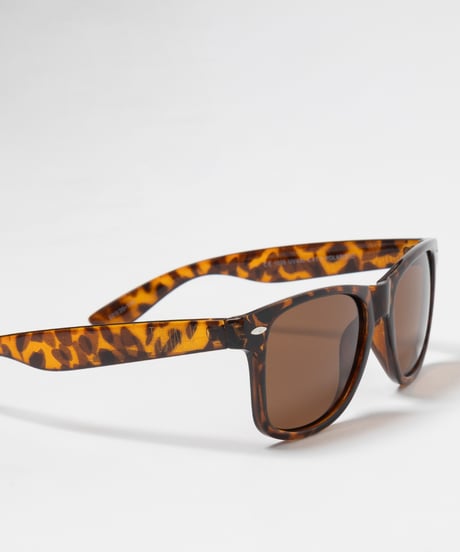 Square sunglasses / tortoiseshell