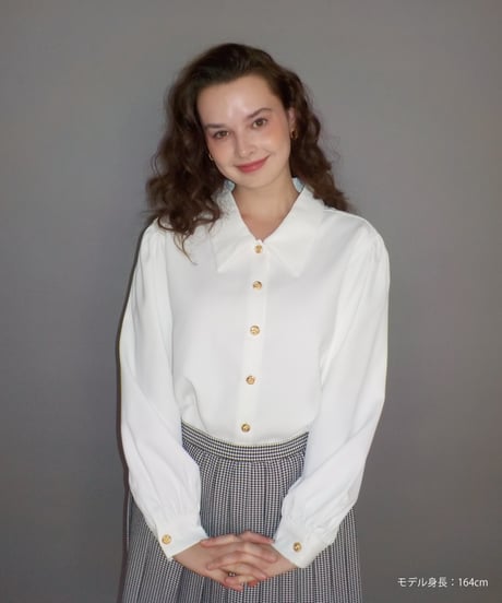 Collar blouse / white