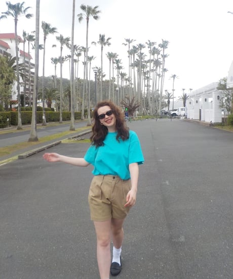 Color half pants / beige