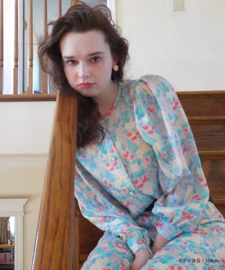 Floral blouse / floral