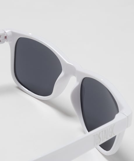 Square sunglasses / white