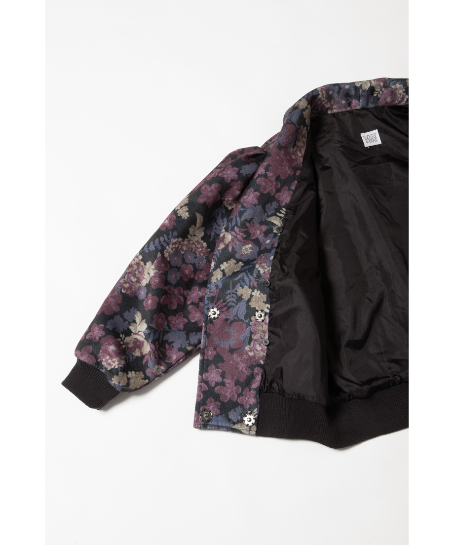 ジャケット・アウター Tostalgic floral denim jacket ジャケット・アウター Tostalgic floral denim jacket CATEGORY