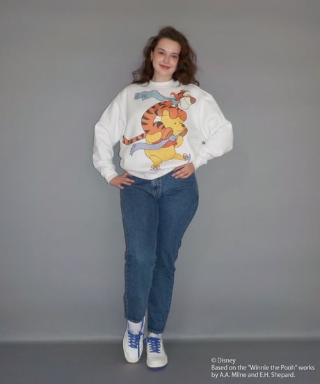 Winnie The Pooh sweatshirt / white