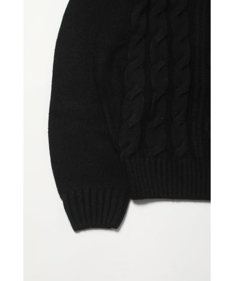 Cable sweater / black