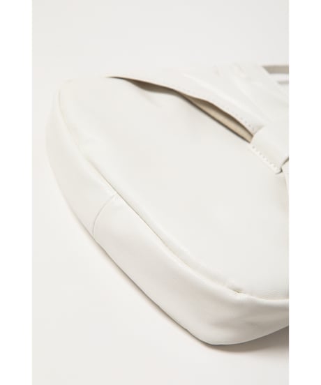 Ribbon leather shoulder bag / white