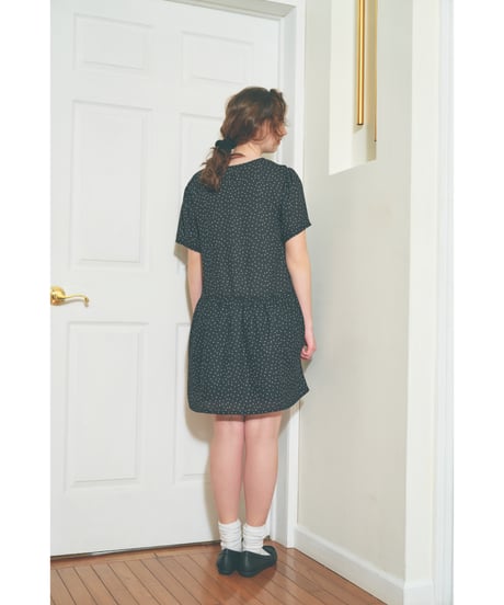 Square buttons dress / black