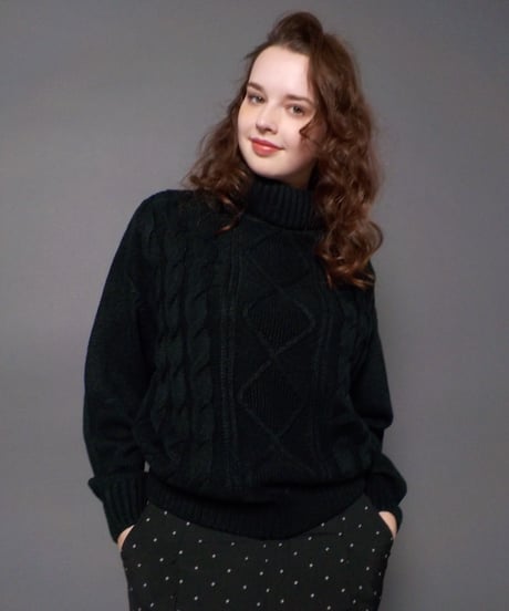 Cable sweater / black