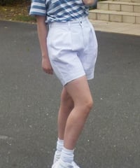 Color half pants / white