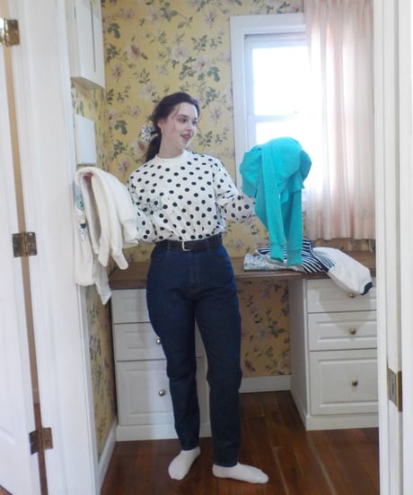 High neck long sleeve pocket tee / polka dots