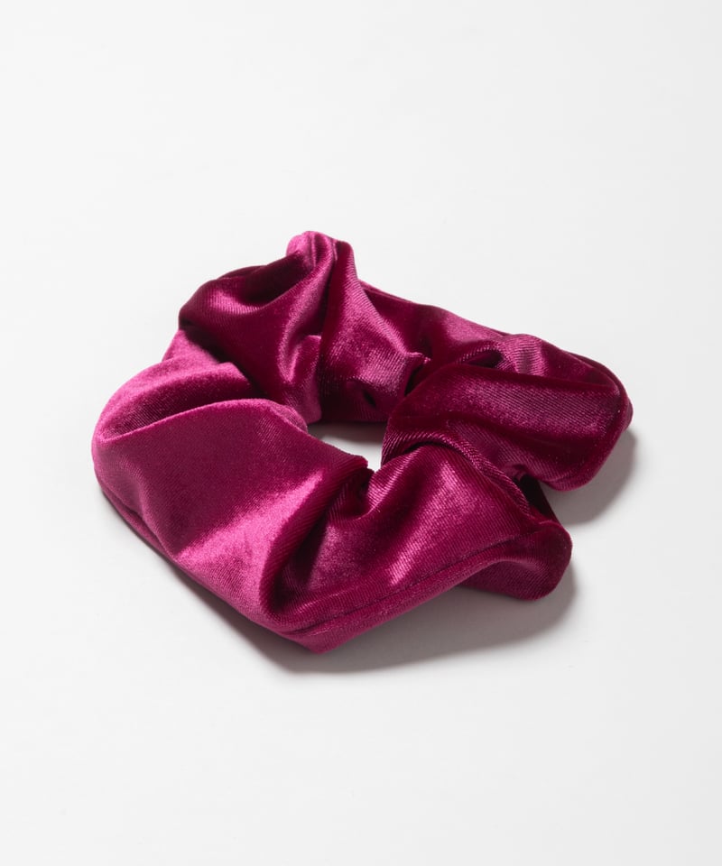 Velour scrunchie/ pink [ Shipped in late May. ]