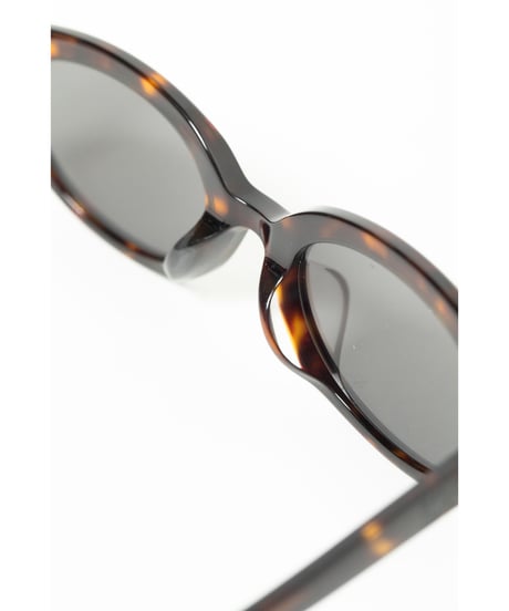 Tostalgic sunglasses / tortoiseshell