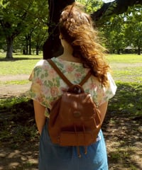 Mini leather back pack / light brown