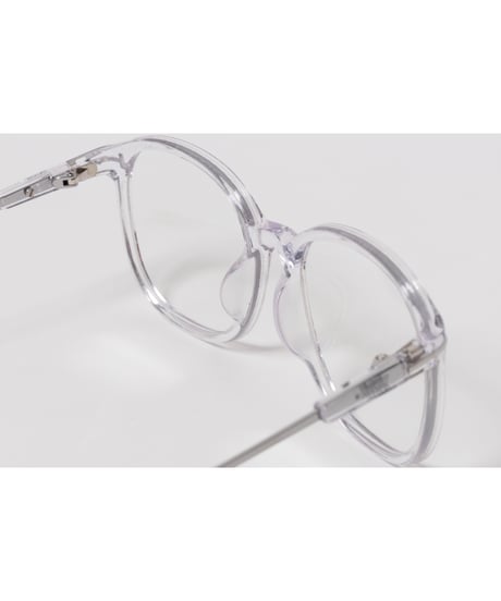 Clear glasses / clear