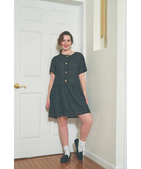 Square buttons dress / black