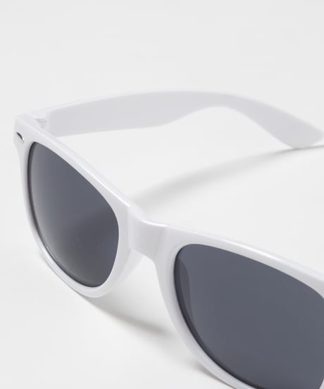Square sunglasses / white