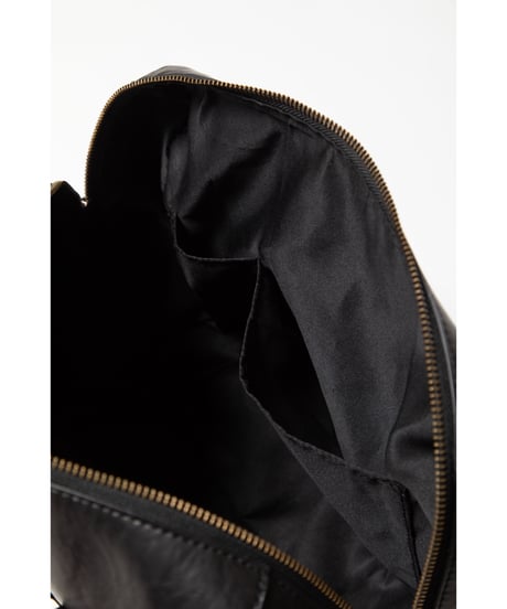 Leather boston bag / black