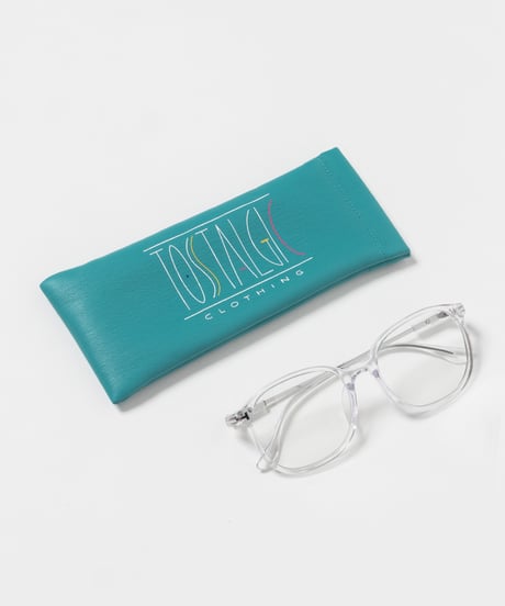 Clear glasses / clear