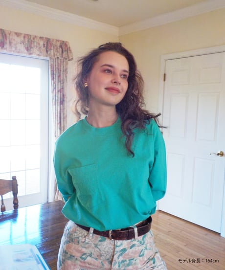 High neck long sleeve pocket tee / green